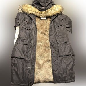 Size L fur Lined Aritzia Parka